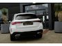 Mercedes-Benz GLC 300e 4MATIC AMG Line | 313 PK | AMG Line | Panoramadak | 360° Camera | Mercedes-Benz GLC 300e 4MATIC AMG Line met 313 PK, een 2.0-liter viercilinder turbobenzinemotor met plug-in hybride aandrijving en automatische transmissie. Uitgerust met sportieve AMG-stylin