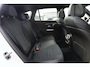 Mercedes-Benz GLC 300e 4MATIC AMG Line | 313 PK | AMG Line | Panoramadak | 360° Camera | Mercedes-Benz GLC 300e 4MATIC AMG Line met 313 PK, een 2.0-liter viercilinder turbobenzinemotor met plug-in hybride aandrijving en automatische transmissie. Uitgerust met sportieve AMG-stylin