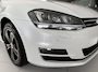 Volkswagen Golf 1.4 TSI Highline automaat Schuif/kantel dak - Achteruitrijcamera - Navigatie - Parkeersensoren - Stoelverwarming - Licht metalen velgen 16 inch - Cruise control - Elektrische ramen - Mistlampen - Radio - Regensensor - - Bluetooth - Automaat - Centrale vergrendeling met afstandsbediening - Elektrisch glazen panoramadak
