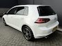 Volkswagen Golf 1.4 TSI Highline automaat Schuif/kantel dak - Achteruitrijcamera - Navigatie - Parkeersensoren - Stoelverwarming - Licht metalen velgen 16 inch - Cruise control - Elektrische ramen - Mistlampen - Radio - Regensensor - - Bluetooth - Automaat - Centrale vergrendeling met afstandsbediening - Elektrisch glazen panoramadak