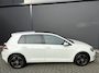 Volkswagen Golf 1.4 TSI Highline automaat Schuif/kantel dak - Achteruitrijcamera - Navigatie - Parkeersensoren - Stoelverwarming - Licht metalen velgen 16 inch - Cruise control - Elektrische ramen - Mistlampen - Radio - Regensensor - - Bluetooth - Automaat - Centrale vergrendeling met afstandsbediening - Elektrisch glazen panoramadak