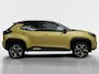 Toyota Yaris Cross 1.5 Hybrid Launch Edition | Slechts 12.000 km! | JBL Audio | Head-Up Display | Adaptieve Cruise Control | Camera | Keyless Entry | Stoel- & Stuurverwarming
