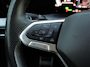Volkswagen Golf 1.5 eTSI R-Line Edition | Stoel en stuurwielverwarming | 360 camera | Apple carplay / Android auto | 3 Zone airconditioning |