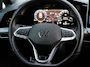 Volkswagen Golf 1.5 eTSI R-Line Edition | Stoel en stuurwielverwarming | 360 camera | Apple carplay / Android auto | 3 Zone airconditioning |