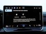 Volkswagen Golf 1.5 eTSI R-Line Edition | Stoel en stuurwielverwarming | 360 camera | Apple carplay / Android auto | 3 Zone airconditioning |