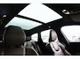 Volvo XC60 2.0 B5 Momentum Exclusive Volvo XC60 2.0 B5 Momentum Exclusive | 250 PK | Panoramadak | Head-up display | Harman Kardon audio | 360° camera | Volvo XC60 2.0 B5 Momentum Exclusive met 250 PK uit een 2.0-liter viercilinder mild-hybride benzinemotor, voorzien van een panoramadak, Harman Kardon premium audiosysteem, head-up display, 36