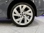 Volkswagen Golf 1.0 eTSI Life Adaptive Cruise|Carplay/automaat