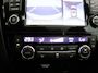 Nissan Qashqai 1.2 Premier Edition Bluetooth, Cruise control, dodehoekdetectie, Panoramadak, Parkeersensor voor en achter, Rondomzicht camera, Voorstoelen verwarmd Biedt een luxe uitstraling, een hoog zitcomfort en een ruim interieur. Dankzij de complete uitrusting en royale bagageruimte is deze SUV ideaal voor zowel gezinnen als lange ritten. Met zijn