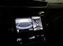 Nissan Qashqai 1.2 Premier Edition Bluetooth, Cruise control, dodehoekdetectie, Panoramadak, Parkeersensor voor en achter, Rondomzicht camera, Voorstoelen verwarmd Biedt een luxe uitstraling, een hoog zitcomfort en een ruim interieur. Dankzij de complete uitrusting en royale bagageruimte is deze SUV ideaal voor zowel gezinnen als lange ritten. Met zijn