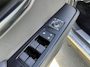 Lexus UX 250h Executive Line Schuifkanteldak / Lederen interieur / Afneembare trekhaak / Full options!  / nieuwstaat!