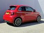 Fiat 500e La Prima 42 kWh / SOH 93% / Apple Carplay/Android Auto / Achteruitrijcamera / Adaptieve Cruise Control / Lichtmetalen Velgen 17" / Navigatie / 3-fase / Snelladen /