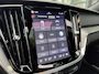Volvo V60 T8 Plug-in hybrid AWD Plus Dark