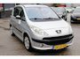 Peugeot 1007 1.4 Gentry | Nieuwe APK | Climate control | Elektrische ramen en buitenspiegels | Elektrische zij-schuifdeuren