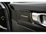 Volvo XC40 2.0 B4 Plus Dark Pano Cam Trekh El-aklep + Stoelen Stoel+Stuur ver HK Audio