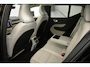 Volvo XC40 2.0 B4 Plus Dark Pano Cam Trekh El-aklep + Stoelen Stoel+Stuur ver HK Audio