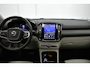 Volvo XC40 2.0 B4 Plus Dark Pano Cam Trekh El-aklep + Stoelen Stoel+Stuur ver HK Audio