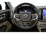 Volvo XC40 2.0 B4 Plus Dark Pano Cam Trekh El-aklep + Stoelen Stoel+Stuur ver HK Audio