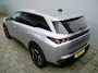 Peugeot e-5008 Allure 73 kWh 7persoons 214 Pk Automaat Apple Carplay / DAB / Camera / SOH 98,7 %