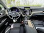 Volvo XC60 2.0 T6 Plug-in hybrid AWD Ultra Dark | Trekhaak | Luchtvering | 360 Graden Camera | Panoramadak | Head-up Display | Harman Kardon Audio | Keyless Entry | Elektrische Achterklep | Elektrisch Verstelbare Voorstoelen | Stoelverwarming voor en achter | Cruise Control Adaptief | BLIS | Google Navigatie | Apple Carplay | Android Auto