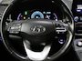 Hyundai Kona Fashion 64kWh 201PK | 1ste eigenaar | ACCU 94% | AppleCarplay/AndroidAuto | Adaptief Cruise Control | Trekhaak | Dodehoekdetectie | Camera | Keyless | AUTOMAAT | Isofix | Privacy Glass | Warmtepomp |