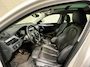 BMW X2 SDrive18i High Executive Pano / Adaptief onderstel / Leer