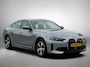 BMW i4 EDrive40 84 kWh 94% SOH (NL-auto,1e eig, Dealer OndH, H&K, Carplay, SfeerV, Trekhaak,Camera, Lane A, Active Cruise, Etc)