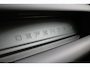 Land Rover Defender 110 2.0 P300e 110 X-Dynamic HSE | Luchtvering | 22 Inch | Stoel + Stuur Verwarming | Panoramadak | Trekhaak Wegklapbaar | Meridan Audio |