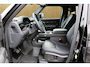 Land Rover Defender 110 2.0 P300e 110 X-Dynamic HSE | Luchtvering | 22 Inch | Stoel + Stuur Verwarming | Panoramadak | Trekhaak Wegklapbaar | Meridan Audio |