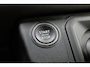 Land Rover Defender 110 2.0 P300e 110 X-Dynamic HSE | Luchtvering | 22 Inch | Stoel + Stuur Verwarming | Panoramadak | Trekhaak Wegklapbaar | Meridan Audio |