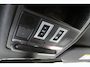 Land Rover Defender 110 2.0 P300e 110 X-Dynamic HSE | Luchtvering | 22 Inch | Stoel + Stuur Verwarming | Panoramadak | Trekhaak Wegklapbaar | Meridan Audio |