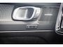 Volvo EX40 Single Motor Extended Range Ultra Black Edition | Panoramadak | Harman/Kardon | Memory | 360° Camera | Nubuck | 20" | Stoelverwarming voor & achter | Stuurverwarming |