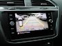Volkswagen Tiguan 1.5 TSI 150 PK DSG R-Line Business | Zwenkbare Trekhaak | Matrix LED | Camera | Black Style | DCC |