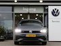 Volkswagen Tiguan 1.5 TSI 150 PK DSG R-Line Business | Zwenkbare Trekhaak | Matrix LED | Camera | Black Style | DCC |
