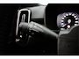 Volvo XC40 1.5 T3 Inscription Semi-elektrische trekhaak | Cruisecontrol | Verwarmbare voorstoelen | Verwarmbare voorruit | Allseasonbanden | Achteruitrijcamera | Parkeersensoren voor en achter | Apple CarPlay & Android Auto | Dodehoekdetectie met stuurcorrectie