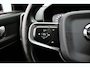 Volvo XC40 1.5 T3 Inscription Semi-elektrische trekhaak | Cruisecontrol | Verwarmbare voorstoelen | Verwarmbare voorruit | Allseasonbanden | Achteruitrijcamera | Parkeersensoren voor en achter | Apple CarPlay & Android Auto | Dodehoekdetectie met stuurcorrectie