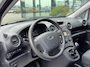 Kia Carens 2.0 CVVT X-tra * Airco * Trekhaak * APK tot 07-10-2027