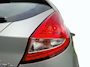 Ford Fiesta 1.25 Limited | Nieuwe Distributieriem bij aflevering | Trekhaak | All weather banden | Radio | Dealer onderhouden | Nieuwe APK | 12maanden BOVAG Garantie |