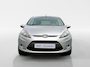 Ford Fiesta 1.25 Limited | Nieuwe Distributieriem bij aflevering | Trekhaak | All weather banden | Radio | Dealer onderhouden | Nieuwe APK | 12maanden BOVAG Garantie |