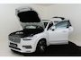 Volvo XC90 T8 TWIN ENGINE AWD INSCRIPTION -PANO.DAK|HARMAN/KARDON|LUCHTVERING|CAMERA|BLIS|POWER-SEATS|PRIVACY.GLAS|TREKHAAK|21"ALL-SEASON|DEALERONDERHOUDEN