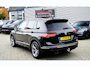 Volkswagen Tiguan 1.5 TSI ACT Highline Business R-Line | Panorama | Virtual | Carplay | Camera | Alcantara | Cruise | Massage