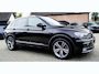 Volkswagen Tiguan 1.5 TSI ACT Highline Business R-Line | Panorama | Virtual | Carplay | Camera | Alcantara | Cruise | Massage