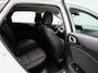 Kia Ceed 1.0 T-GDi DynamicLine | Parkeer sensoren | Navigatie | Apple Carplay / Android Auto | Camera | Climate Control | Cruise Control | Lichtmetalen Velgen |