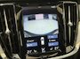 Volvo V60 2.0 T4 R-Design | Panoramadak | Trekhaak | Stoelverwarming | Adaptive Cruise Control |