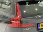 Volvo V60 2.0 T4 R-Design | Panoramadak | Trekhaak | Stoelverwarming | Adaptive Cruise Control |