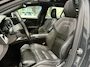 Volvo V60 2.0 T4 R-Design | Panoramadak | Trekhaak | Stoelverwarming | Adaptive Cruise Control |