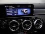 Mercedes-Benz A-klasse 180 Business Solution AMG | Night | Panoramadak | Multispaaks lichtmetalen velgen | Memory | Sfeerverlichting | Stoelverwarming |