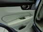 Volvo XC60 2.0 T8 Twin Engine AWD Inscription Plus Line | Luchtvering | Bowers & Wilkins | Trekhaak