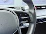 Hyundai Ioniq 5 Lounge 73kWh SOH 96% Leder Trekhaak Adap.Cruise Bose®-Audio Warmtepomp Elek.Stoelen+Memory Head-Up Display 360°Camera Stoel+Stuurverwarming+Stoelventialtie Navi Apple Carplay Android Auto Elek.Achterklep Ecc Privacy Glas Lmv 19" DAB Regen-Lichtsensor 1.600KG Trekgewicht 1e Eigenaar Origineel Nederlandse Auto