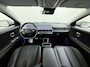 Hyundai Ioniq 5 Lounge 73kWh SOH 96% Leder Trekhaak Adap.Cruise Bose®-Audio Warmtepomp Elek.Stoelen+Memory Head-Up Display 360°Camera Stoel+Stuurverwarming+Stoelventialtie Navi Apple Carplay Android Auto Elek.Achterklep Ecc Privacy Glas Lmv 19" DAB Regen-Lichtsensor 1.600KG Trekgewicht 1e Eigenaar Origineel Nederlandse Auto