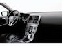 Volvo XC60 2.4 D4 Summum | 5-cilinder | Panoramadak | Trekhaak | Camera | Navigatie | Stoelverwarming | Verwarmde voorruit